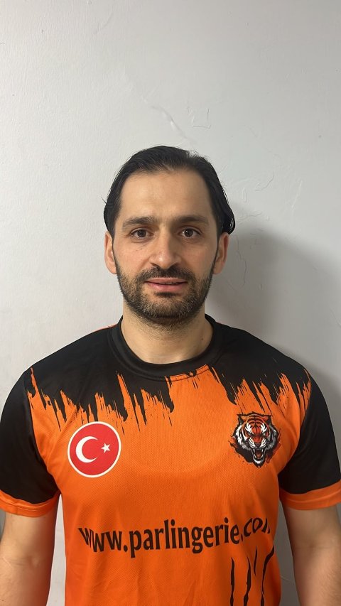 Metin Özdemir